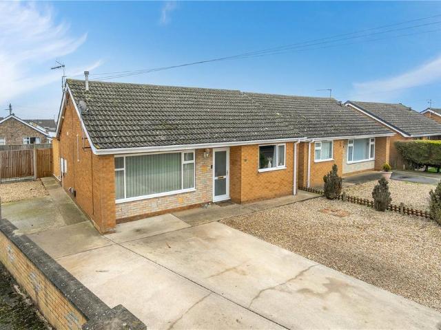2 bedroom bungalow for sale