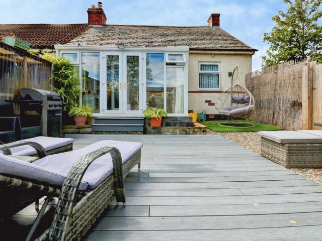 2 bedroom bungalow for sale