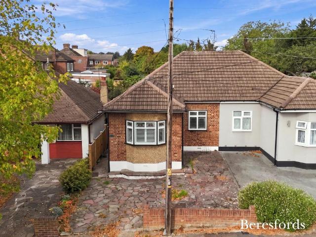 2 bedroom bungalow for sale