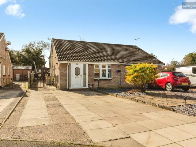 2 bedroom bungalow for sale