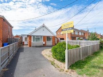 2 bedroom bungalow for sale