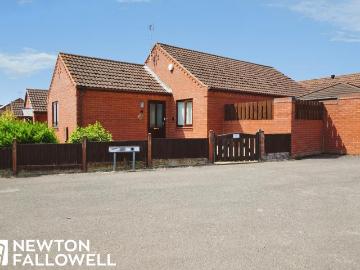 2 bedroom bungalow for sale