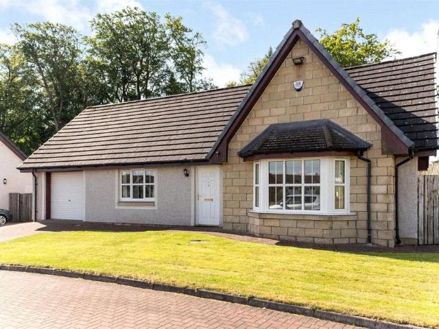 2 bedroom bungalow for sale