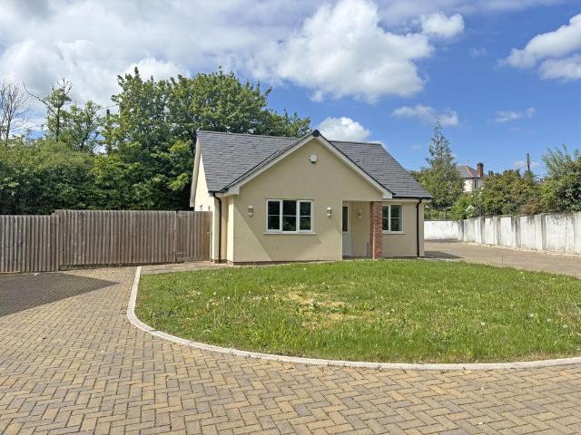 2 bedroom bungalow for sale