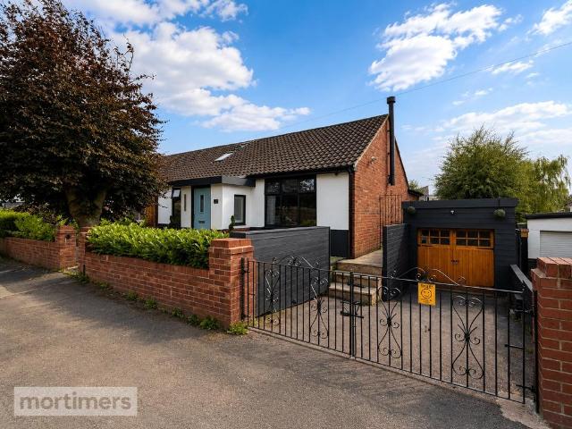 2 bedroom bungalow for sale
