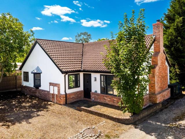 2 bedroom bungalow for sale