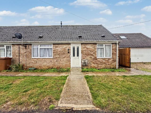 2 bedroom bungalow for sale