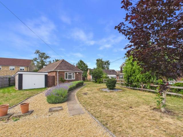 2 bedroom bungalow for sale