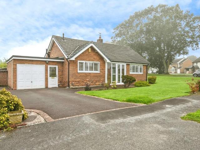 2 bedroom bungalow for sale