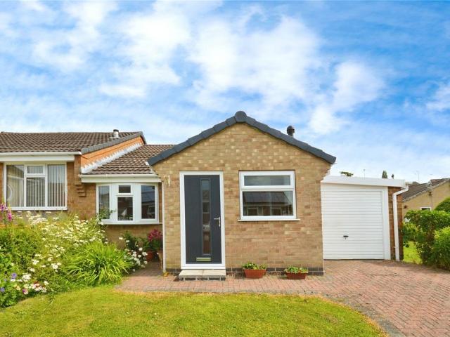 2 bedroom bungalow for sale