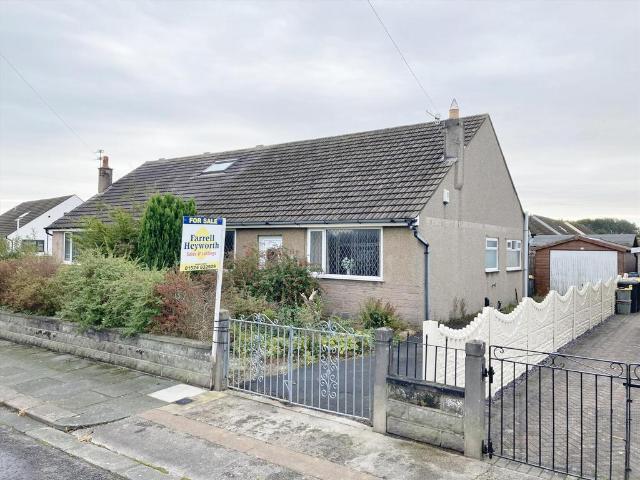 2 bedroom bungalow for sale