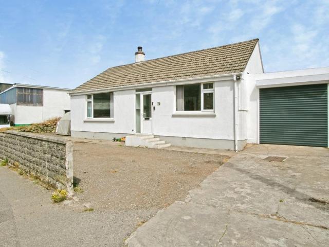 2 bedroom bungalow for sale