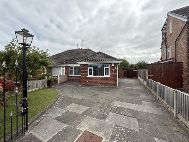 2 bedroom bungalow for sale