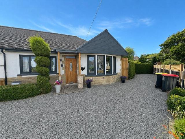 2 bedroom bungalow for sale