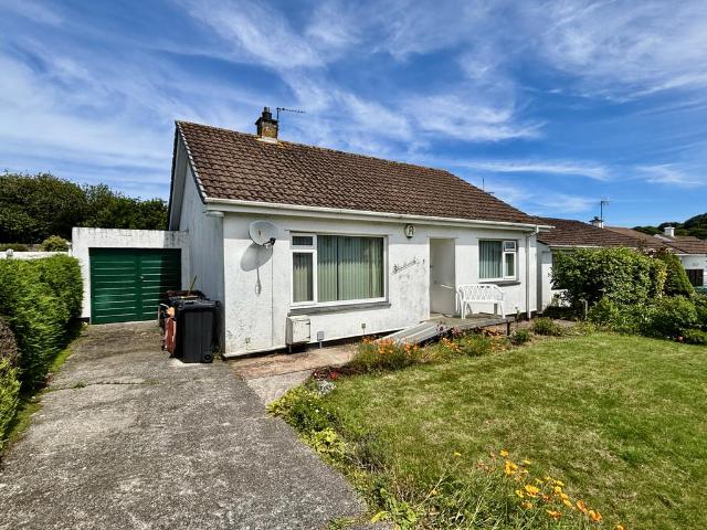 2 bedroom bungalow for sale