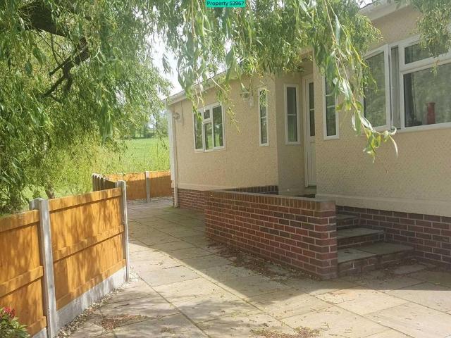 2 bedroom bungalow for sale