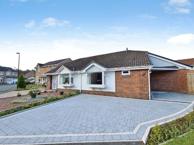 2 bedroom bungalow for sale