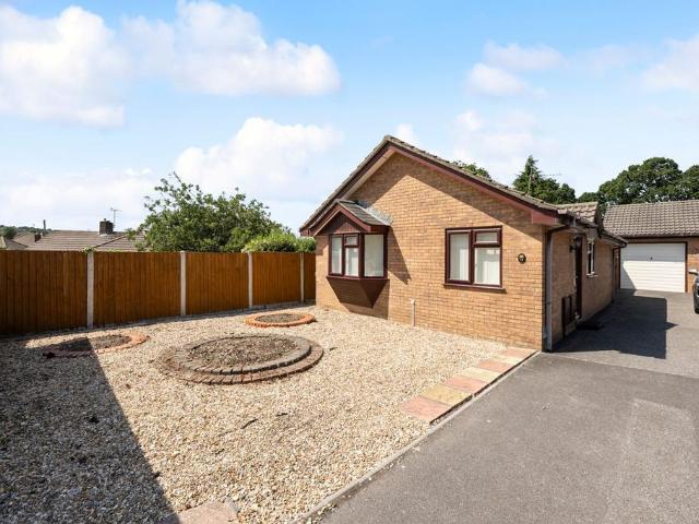 2 bedroom bungalow for sale