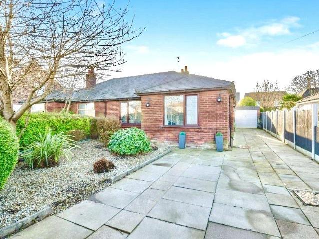 2 bedroom bungalow for sale