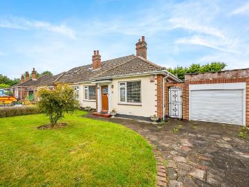 2 bedroom bungalow for sale