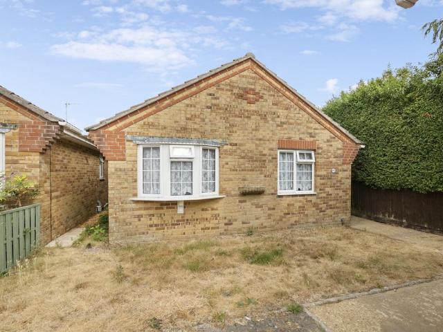 2 bedroom bungalow for sale