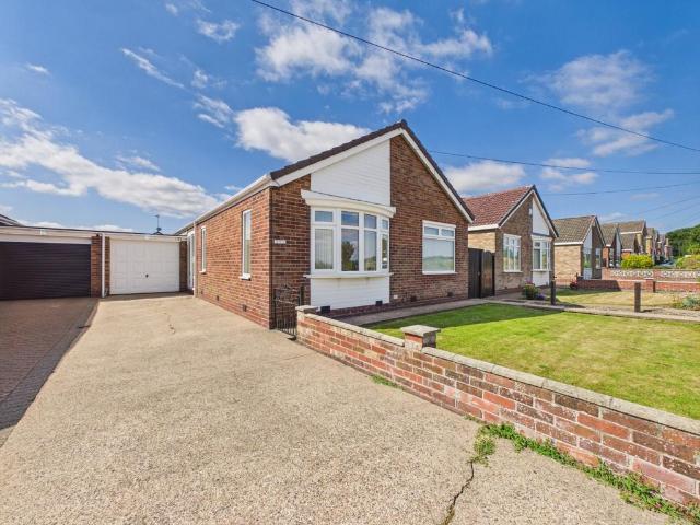 2 bedroom bungalow for sale