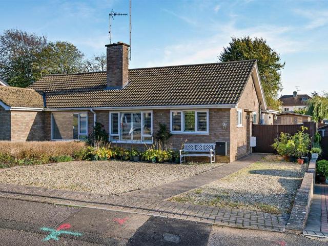 2 bedroom bungalow for sale