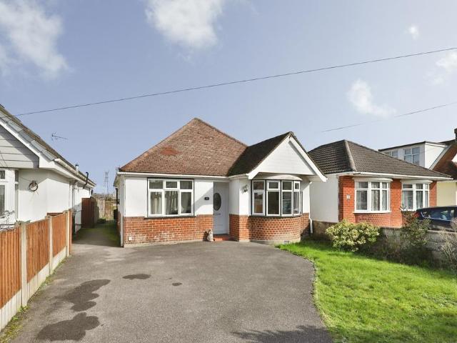 2 bedroom bungalow for sale
