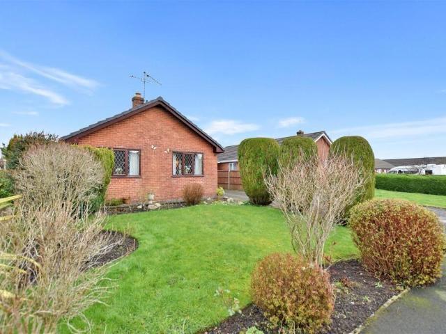 2 bedroom bungalow for sale