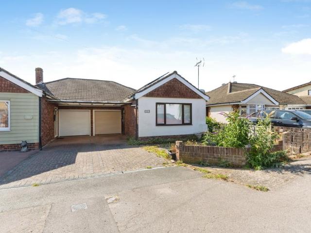 2 bedroom bungalow for sale