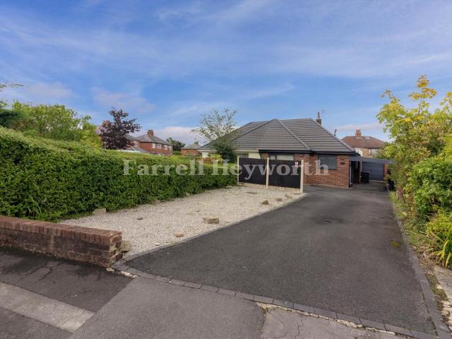 2 bedroom bungalow for sale