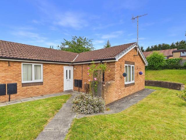 2 bedroom bungalow for sale