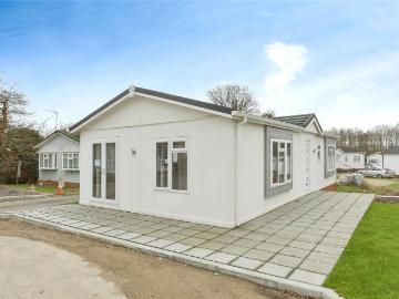 2 bedroom bungalow for sale