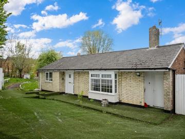 2 bedroom bungalow for sale
