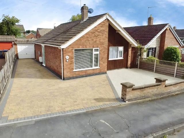 2 bedroom bungalow for sale