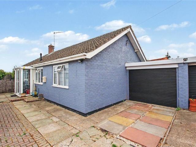 2 bedroom bungalow for sale