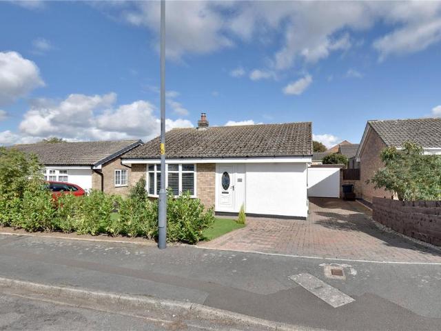 2 bedroom bungalow for sale