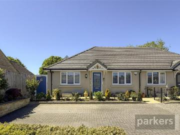 2 bedroom bungalow for sale