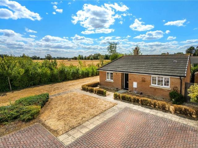 2 bedroom bungalow for sale