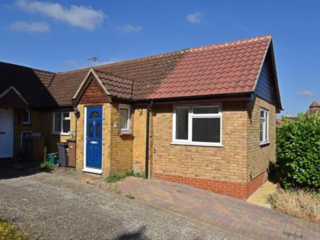 2 bedroom bungalow for sale