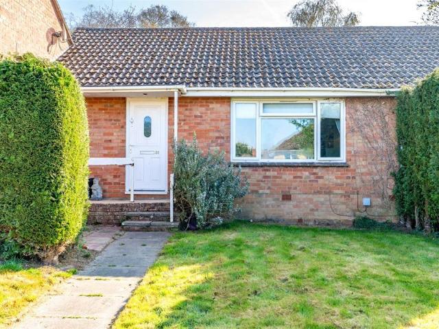 2 bedroom bungalow for sale