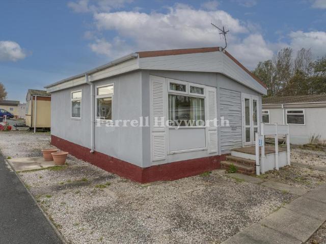 2 bedroom bungalow for sale
