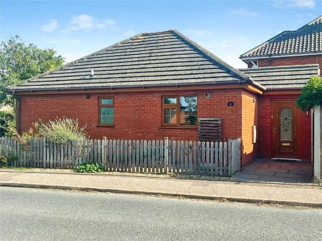 2 bedroom bungalow for sale