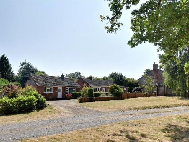 2 bedroom bungalow for sale