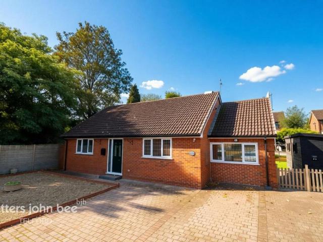 2 bedroom bungalow for sale