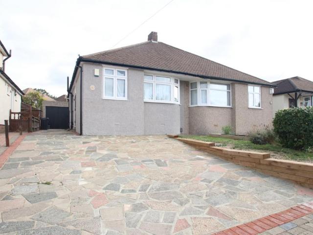 2 bedroom bungalow for sale
