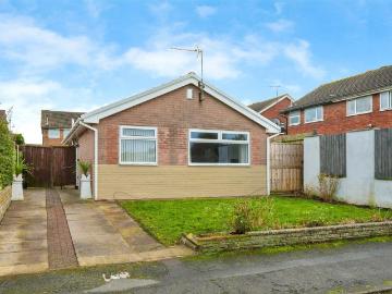 2 bedroom bungalow for sale