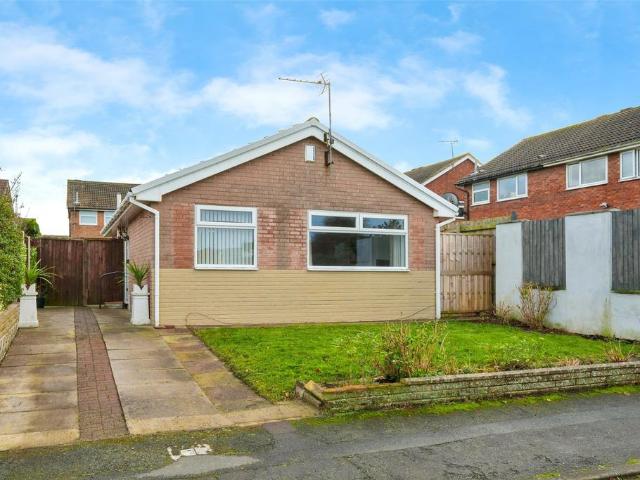 2 bedroom bungalow for sale