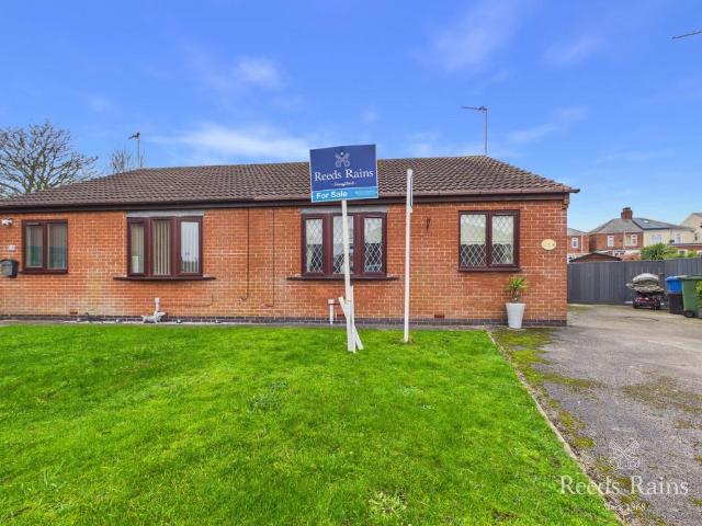 2 bedroom bungalow for sale