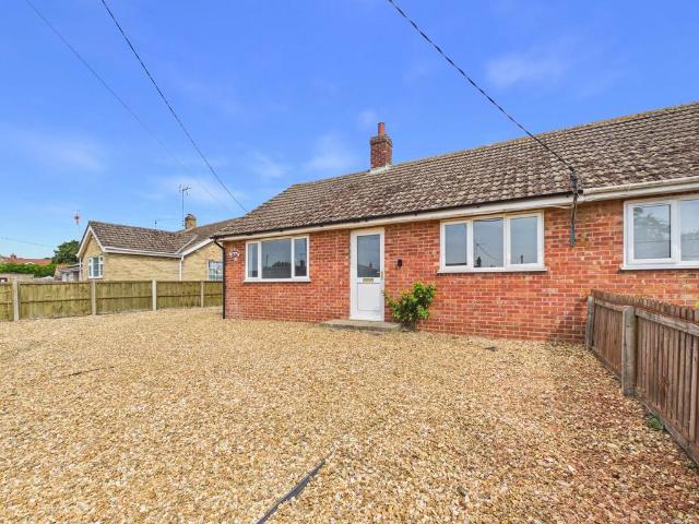 2 bedroom bungalow for sale